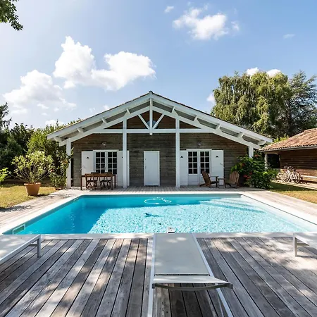 La Maison Des Voyages Apartmán Saint-Aubin-de-Branne