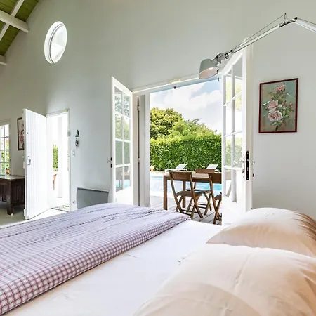 Lejlighed La Maison Des Voyages Saint-Aubin-de-Branne